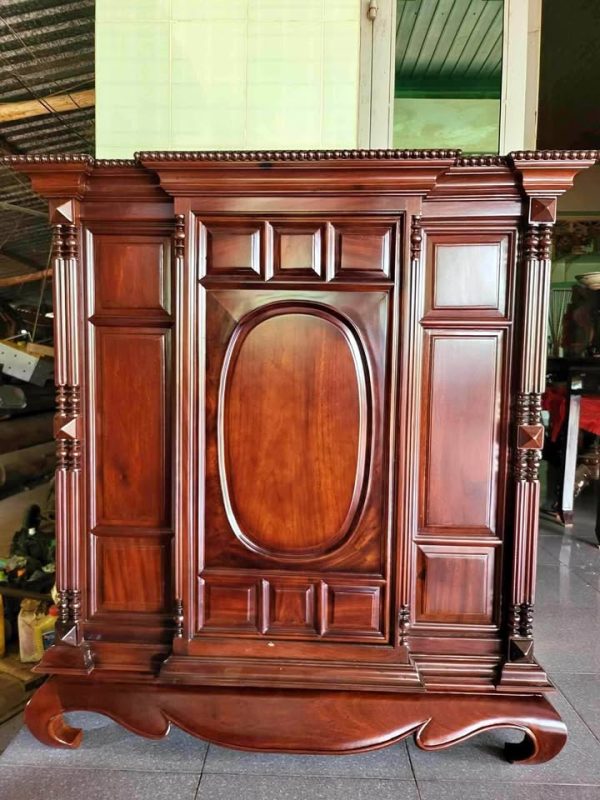 Tủ thờ 13 trám gõ đỏ. kích thước 130x140x65