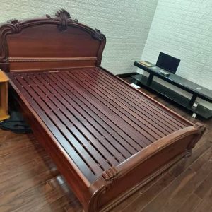 Giường gỗ gụ m6*2m