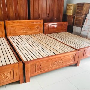 Giường ngủ gỗ tự nhiên